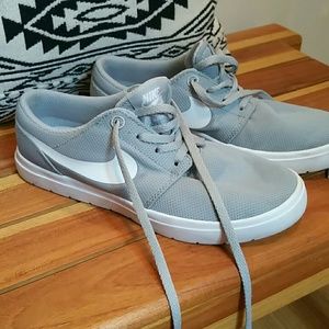 Nike SB Sneakers youth 3.5 Like New